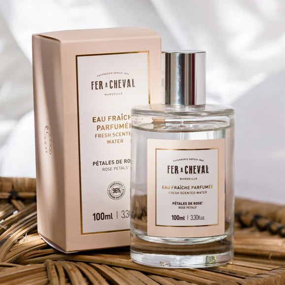 Apă parfumată - Petale de Trandafir 100ml