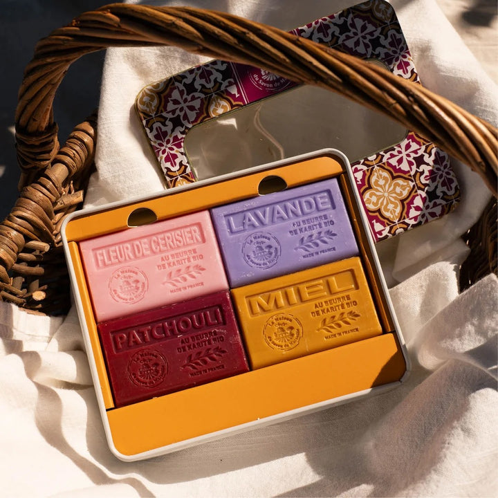Set cadou Découverte – 4 săpunuri parfumate cu unt de shea | 4 × 60 g