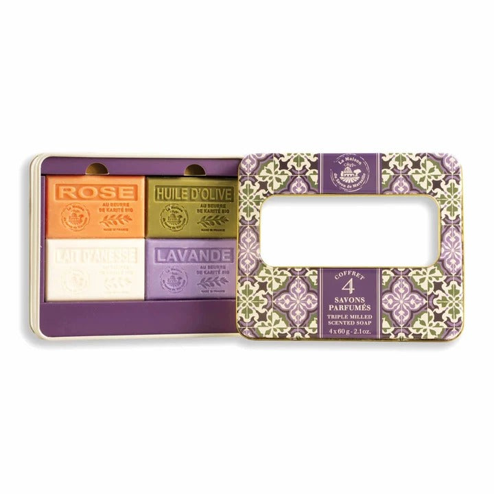 Set cadou Signature – 4 săpunuri parfumate cu unt de shea, 60 g fiecare