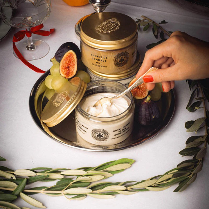 Cremă de Corp Ultra-Hrănitoare - Miere Regeneratoare 250ml